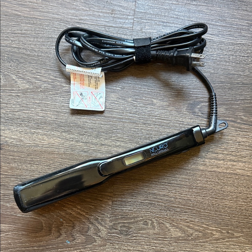 Paul Mitchell Neuro Smooth Titanium Flat Iron 1 1/4